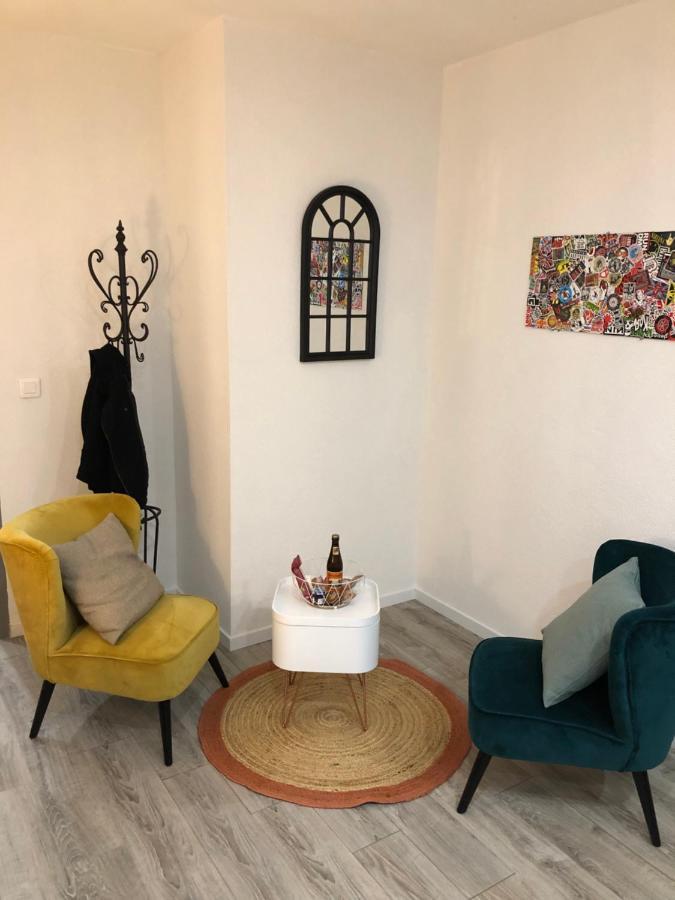 Chez Julien: Appartement Confort Plein Centre 吕内维尔 外观 照片