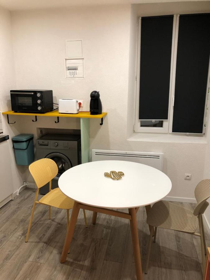Chez Julien: Appartement Confort Plein Centre 吕内维尔 外观 照片